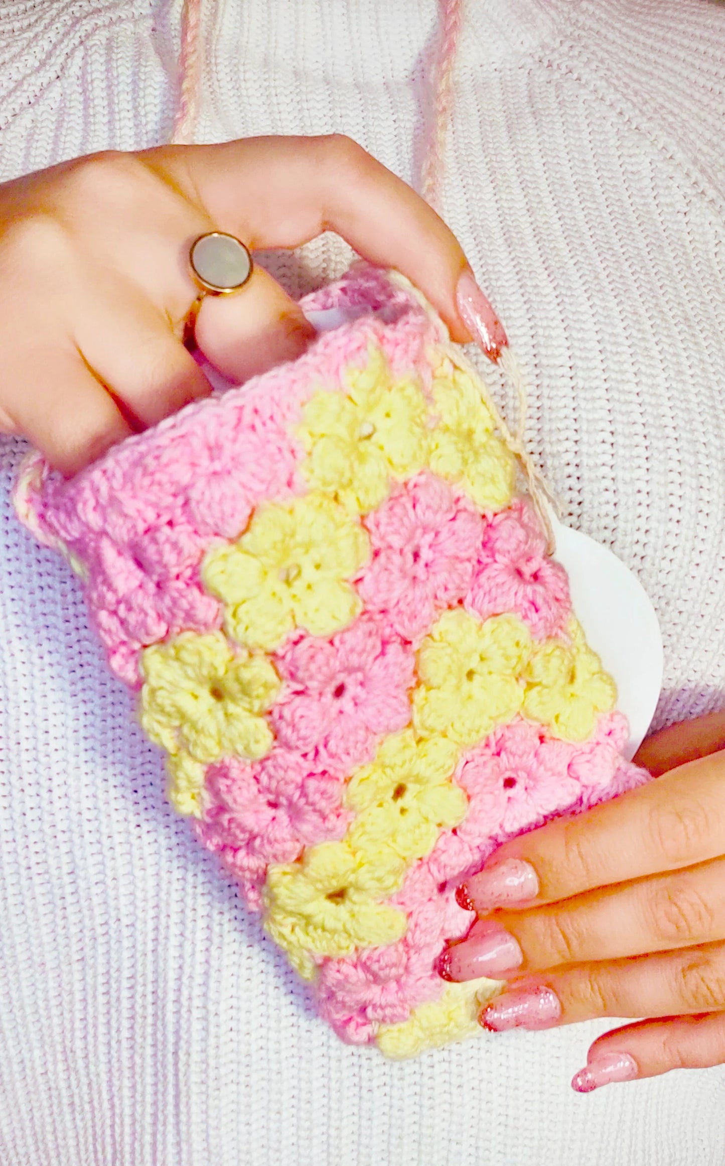 Borsa Portacellulare Uncinetto Handmade Custodia per Smartphone Porta Telefono con Fiori Pochette Artigianale Donna Accessorio Fatto a Mano (Copy) (Copy)