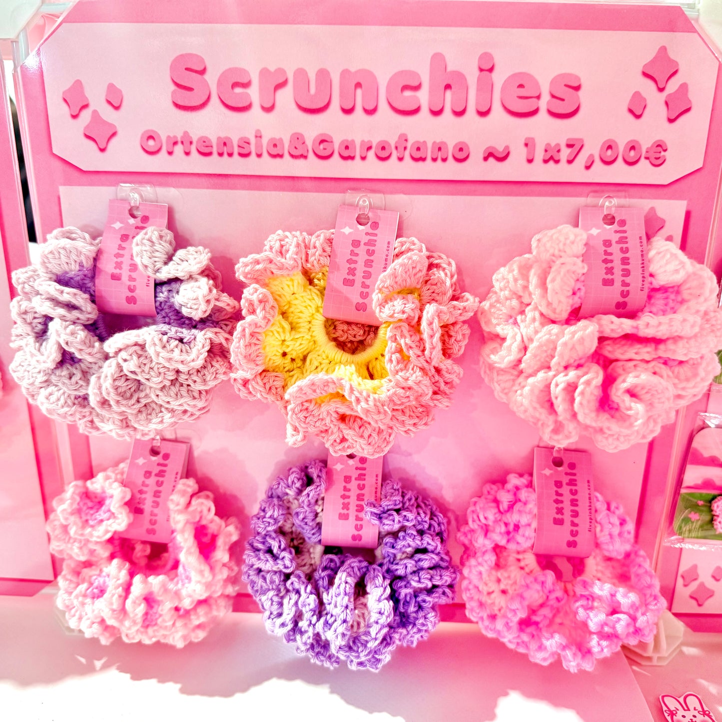 Scrunchie Ortensia Rosa e Giallo Pastello all'Uncinetto – Fatto a Mano