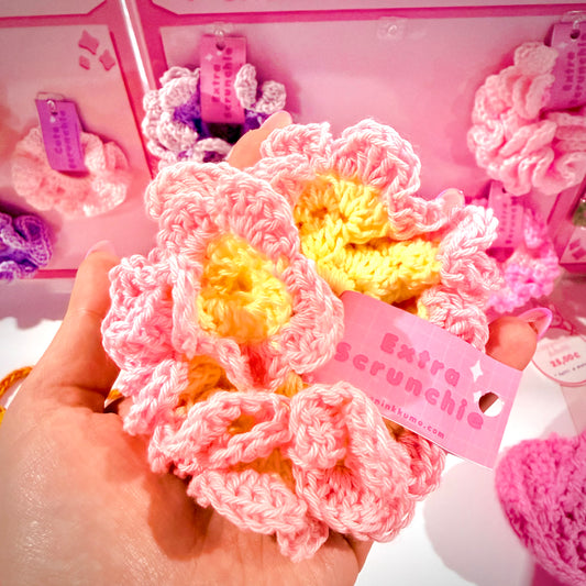Scrunchie Ortensia Rosa e Giallo Pastello all'Uncinetto – Fatto a Mano