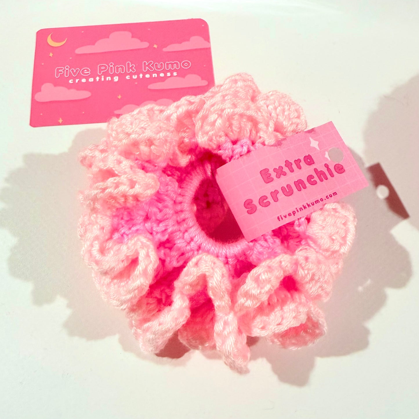 Scrunchie Ortensia Rosa all'Uncinetto – Fatto a Mano