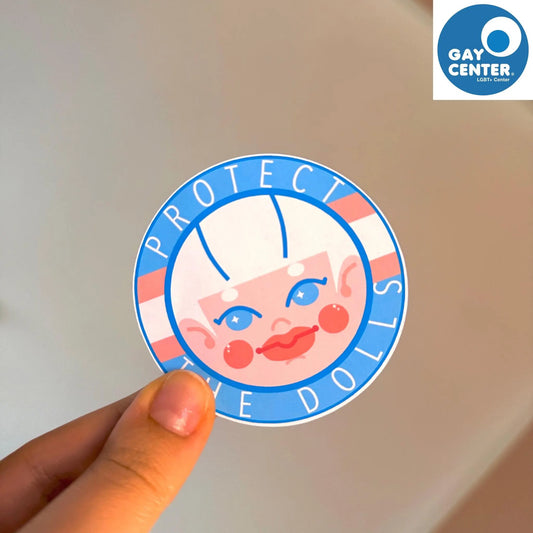 Donazione Gaycenter - Adesivo Protect The Dolls Diritti LGBTQI+ Adesivo Bandiera Trans Alleati Decorazione Mese del Pride LGBTQ Accessori