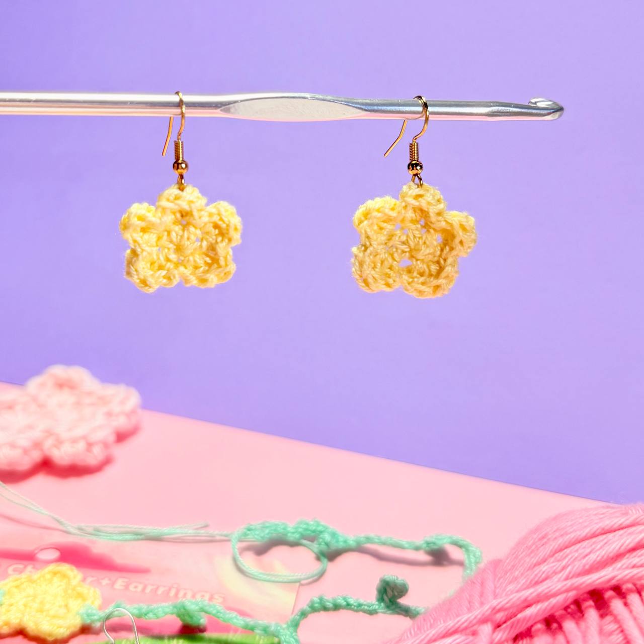 Set Choker + Orecchini Fiorellino Uncinetto Giallo – Acciaio Inossidabile Handmade