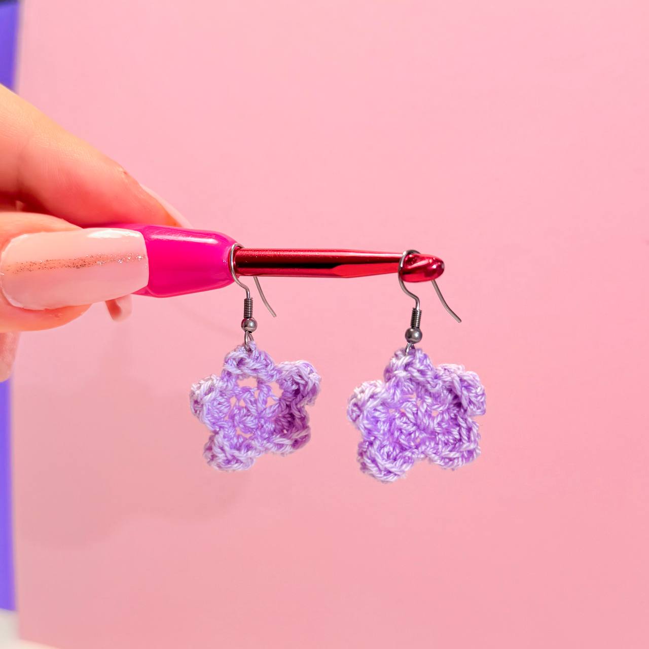 Orecchini Fiorellino Uncinetto Lilla – Acciaio Inossidabile Handmade